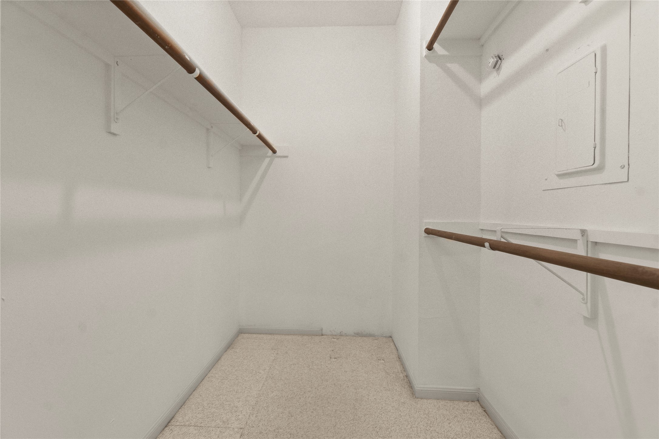 135 April Point Drive South Conroe, TX 77356 - Photo 10 of 46