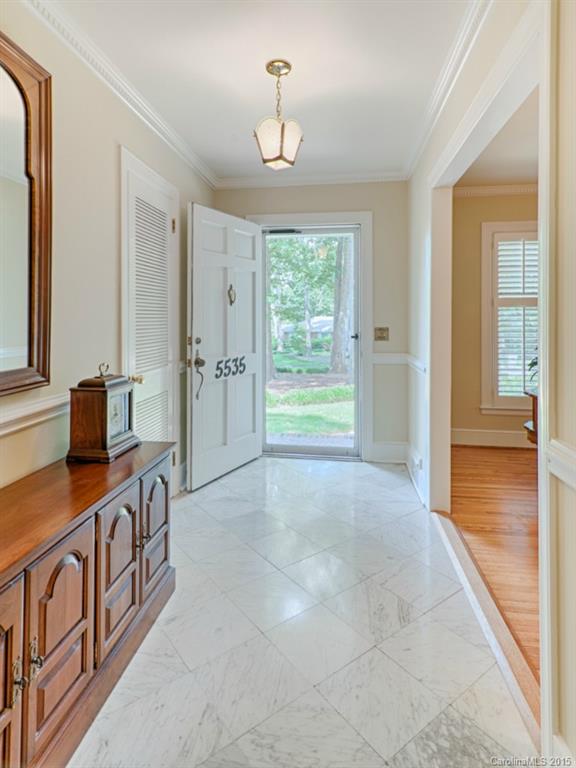 5535 Robinhood Road Charlotte, NC 28211 - Photo 5 of 24 Gallery Image 5