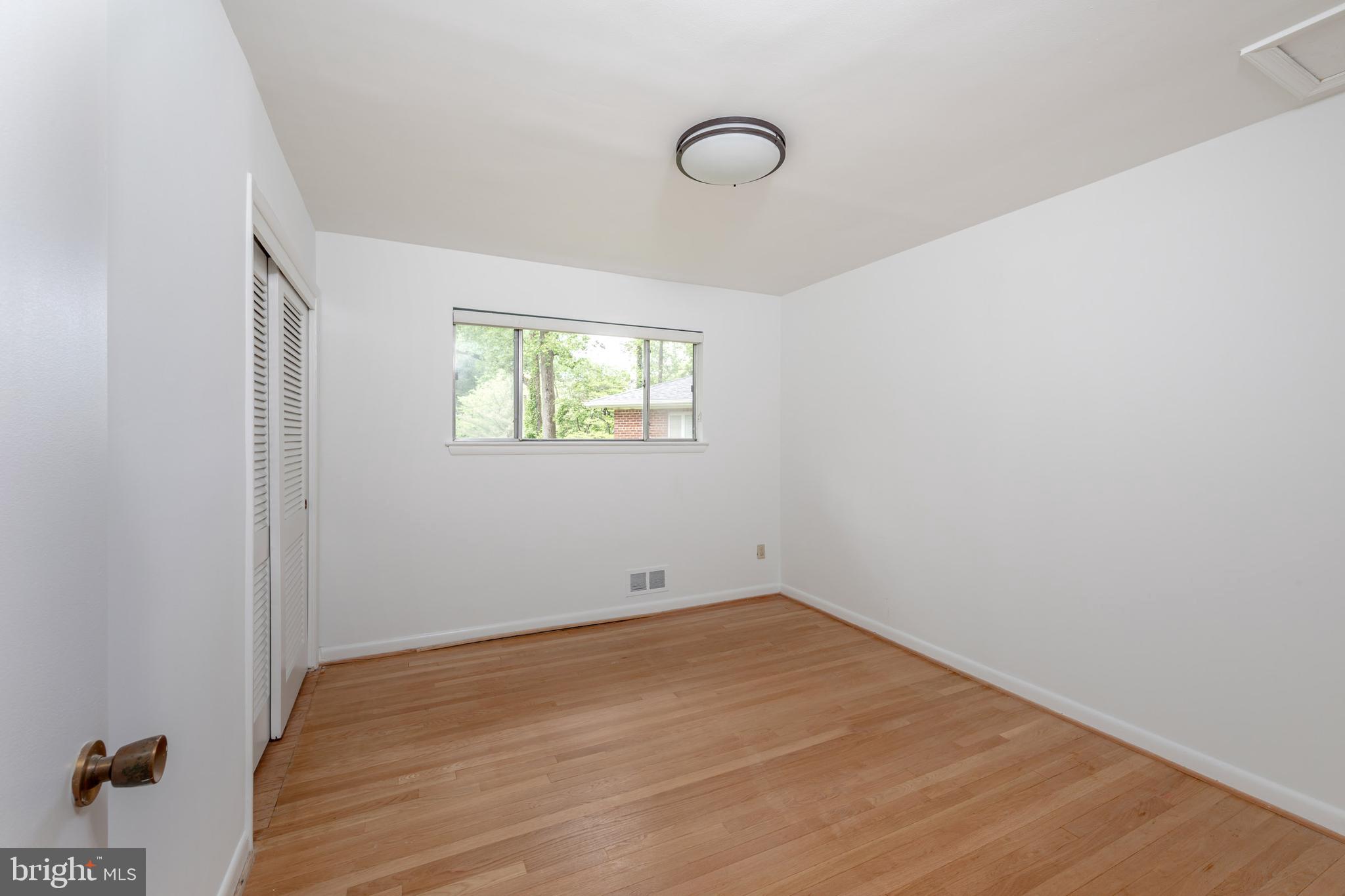 8221 West Beach Terrace Northwest Washington, DC 20012 - Photo 14 of 23 All bedrooms are of ample size