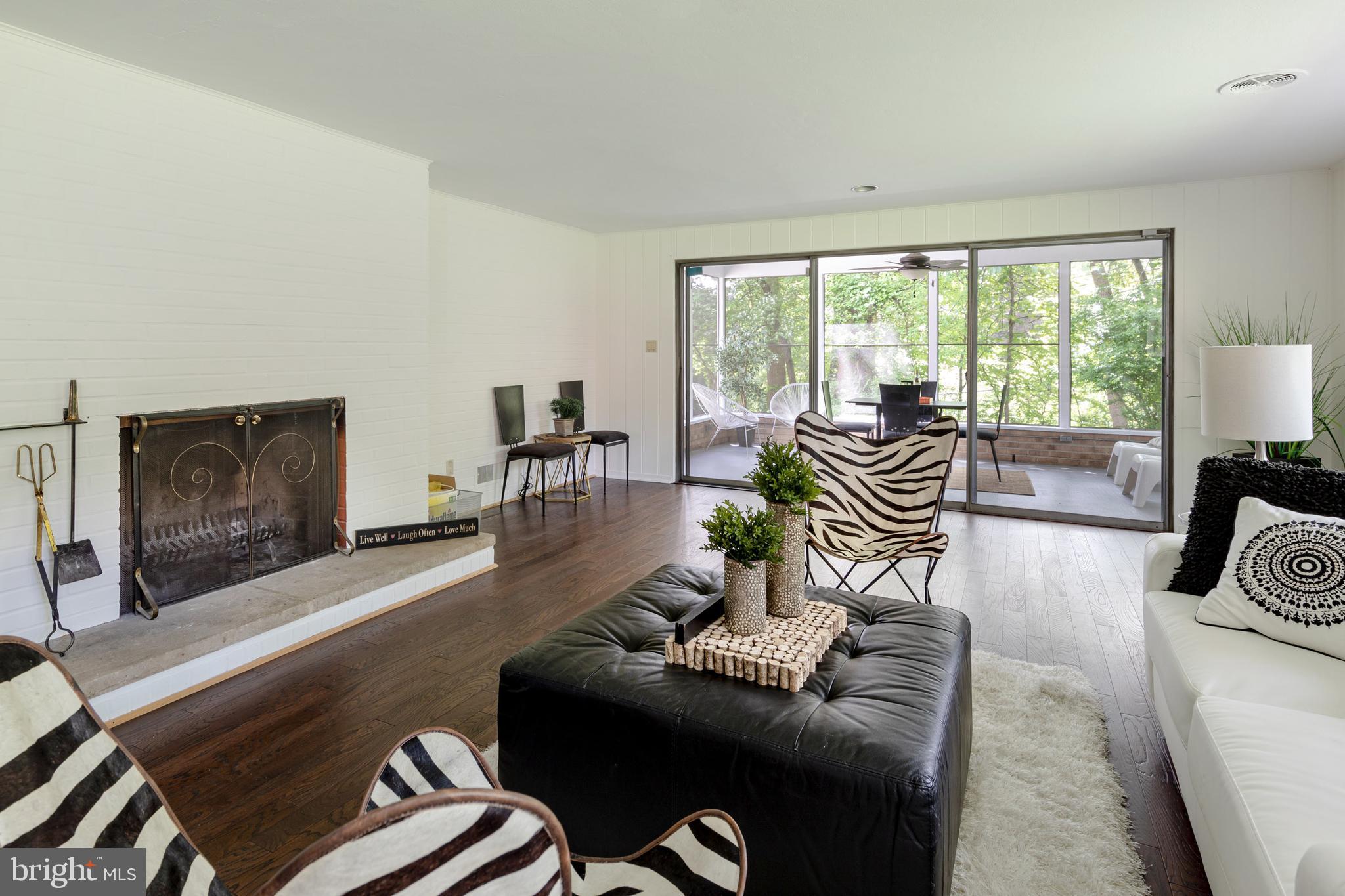 8221 West Beach Terrace Northwest Washington, DC 20012 - Photo 15 of 23 Rec room is both flexible and functional