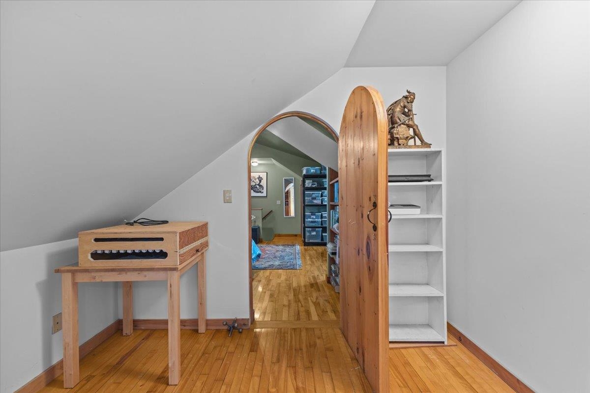 1986 Lower Elmore Mountain Road Morristown, VT 05661 - Photo 26 of 60