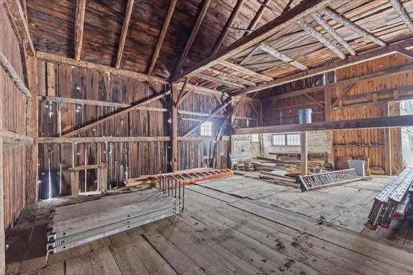 $1,325,000 | 1986 Lower Elmore Mountain Road, Morristown, VT 05661