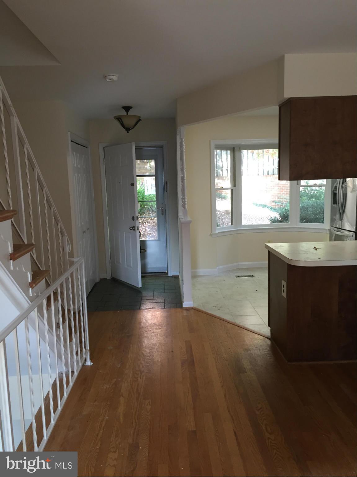 2037 South Glebe Road Arlington, VA 22206 - Photo 3 of 20 View