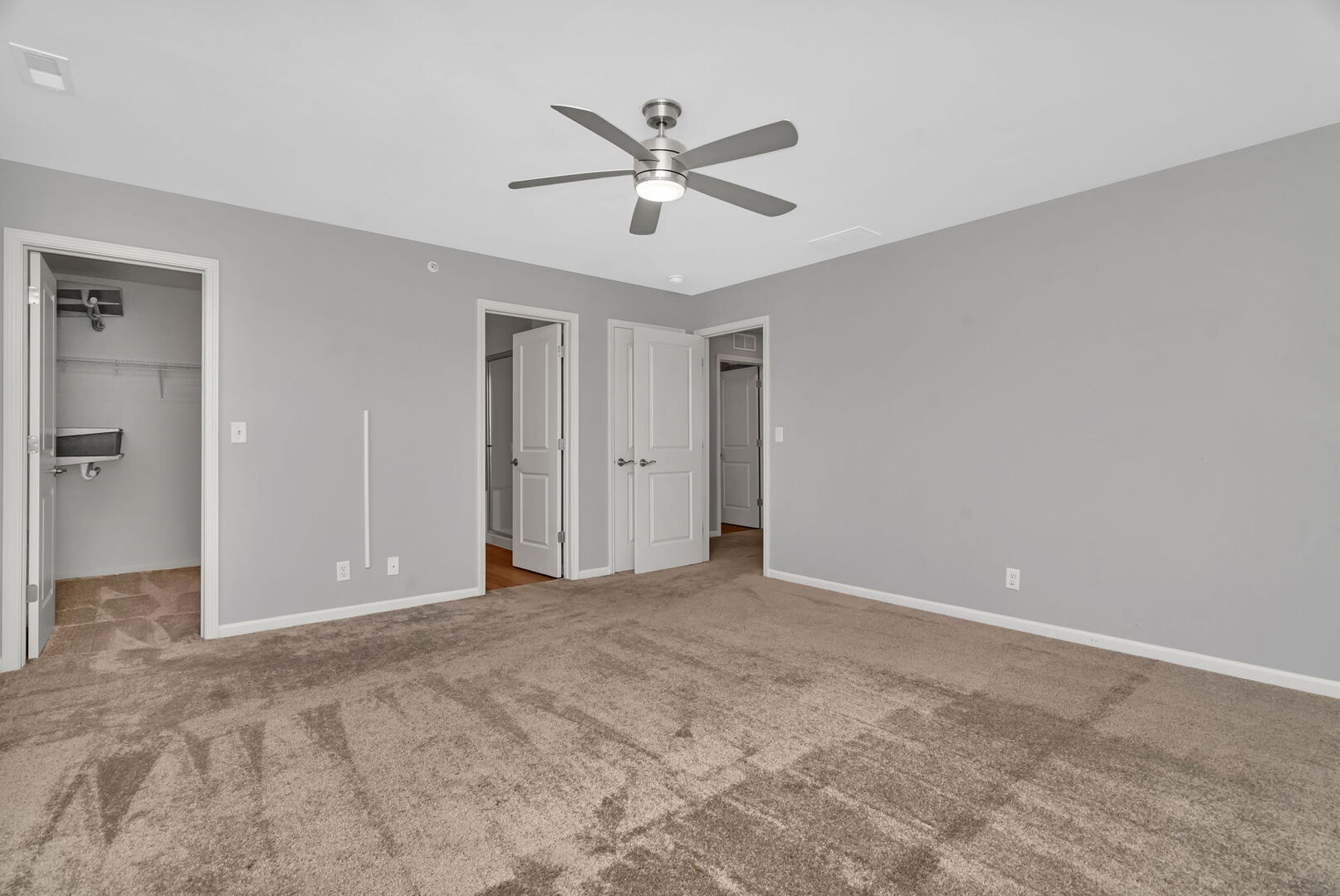 1334 Hawk Hollow Drive Yorkville, IL 60560 - Photo 15 of 28 a view of an empty room