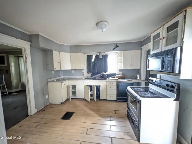 $29,000 | 450 Eleanor Street, Schenectady, NY 12306