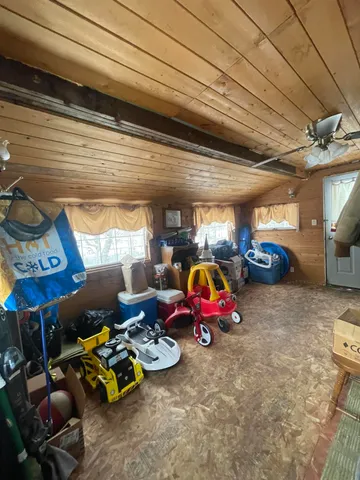 $73,900 | 47 Enfield Road, Lincoln, ME 04457