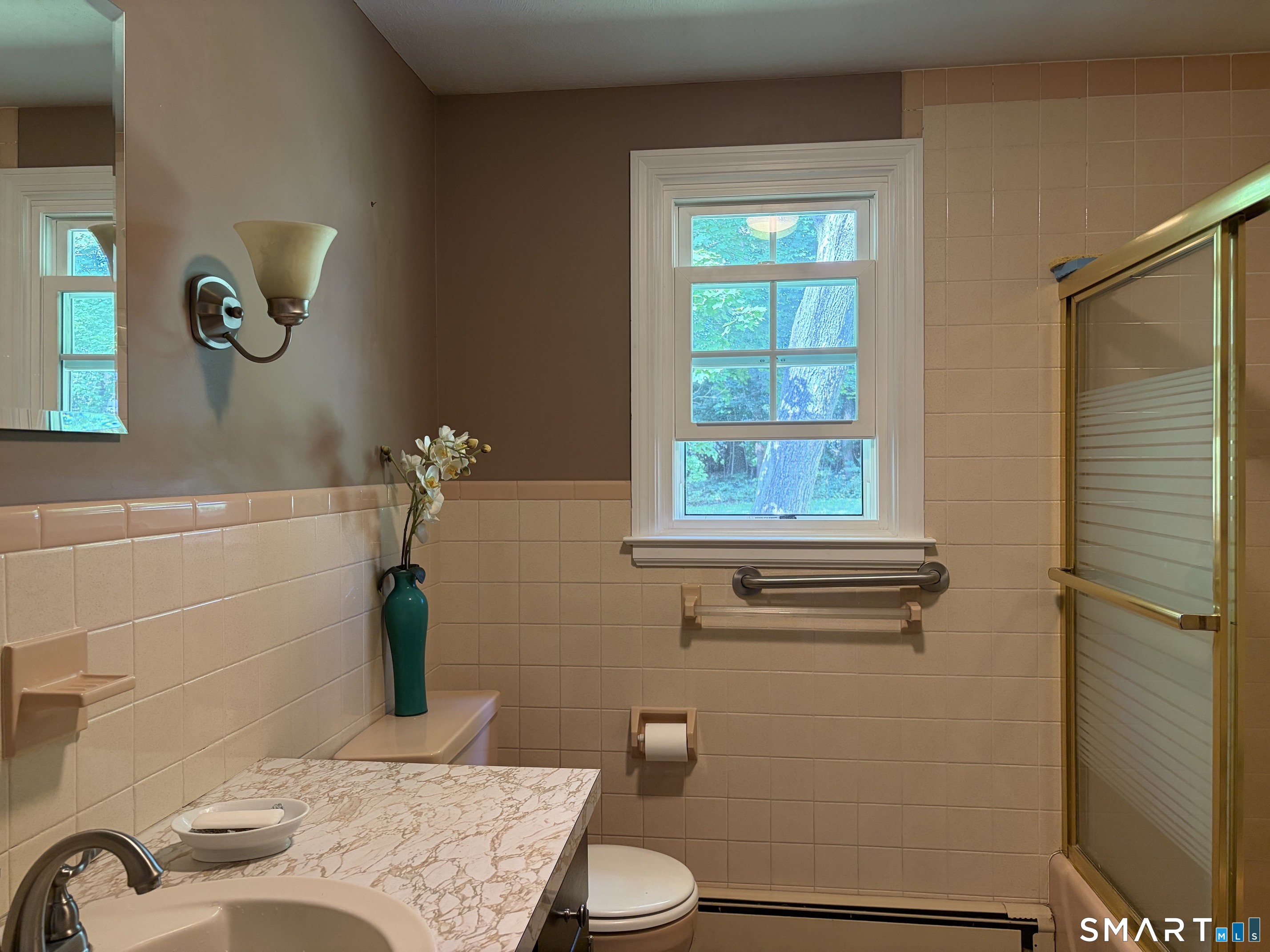 703 Laurel Grove Road Middletown, CT 06457 - Photo 13 of 18 Gallery Image 13