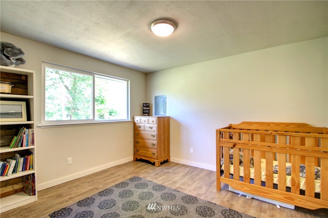 355 Russell Road Camano Island, WA 98282 - Photo 12 of 24 Gallery Image 12