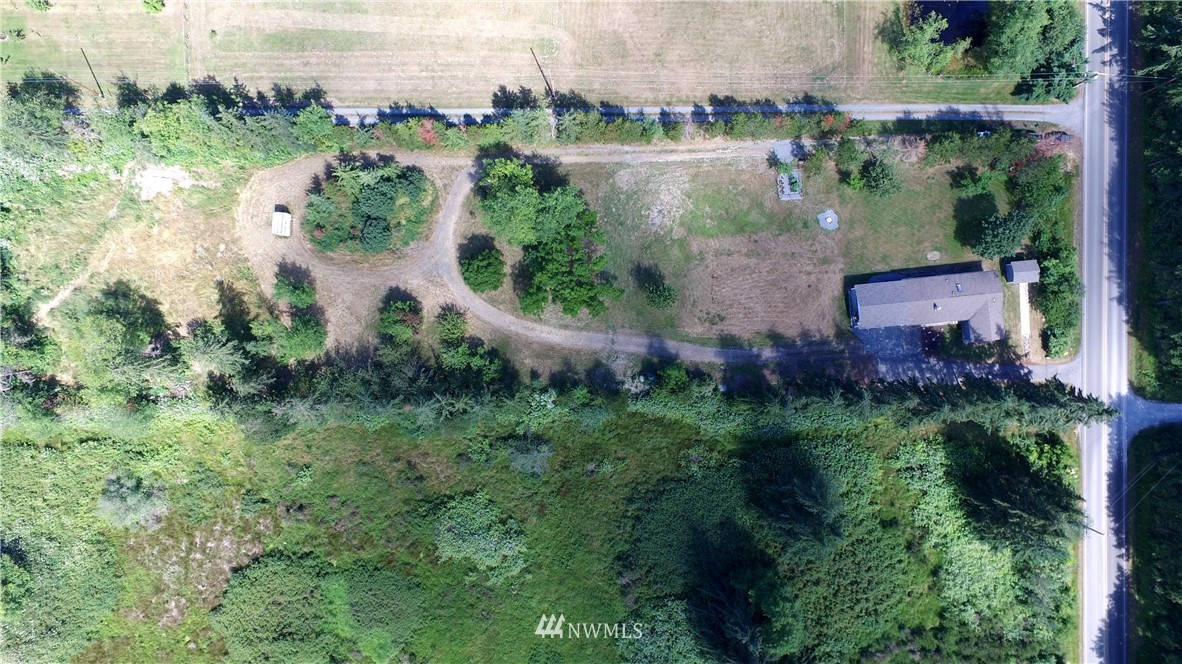 355 Russell Road Camano Island, WA 98282 - Photo 21 of 24 Gallery Image 21