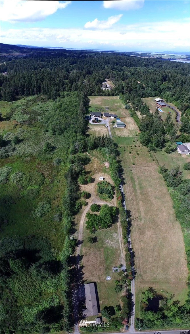 355 Russell Road Camano Island, WA 98282 - Photo 22 of 24 Gallery Image 22