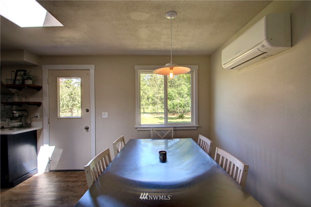 355 Russell Road Camano Island, WA 98282 - Photo 5 of 24 Gallery Image 5