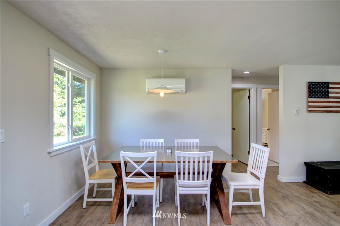 355 Russell Road Camano Island, WA 98282 - Photo 6 of 24 Gallery Image 6