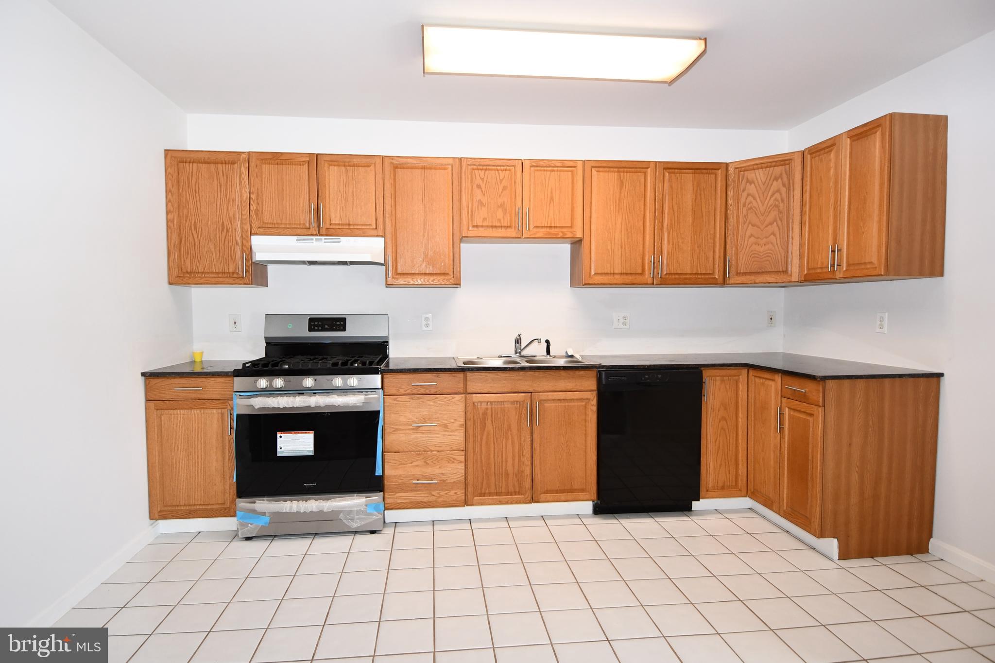 4 Wolf Avenue Reisterstown, MD 21136 - Photo 7 of 39