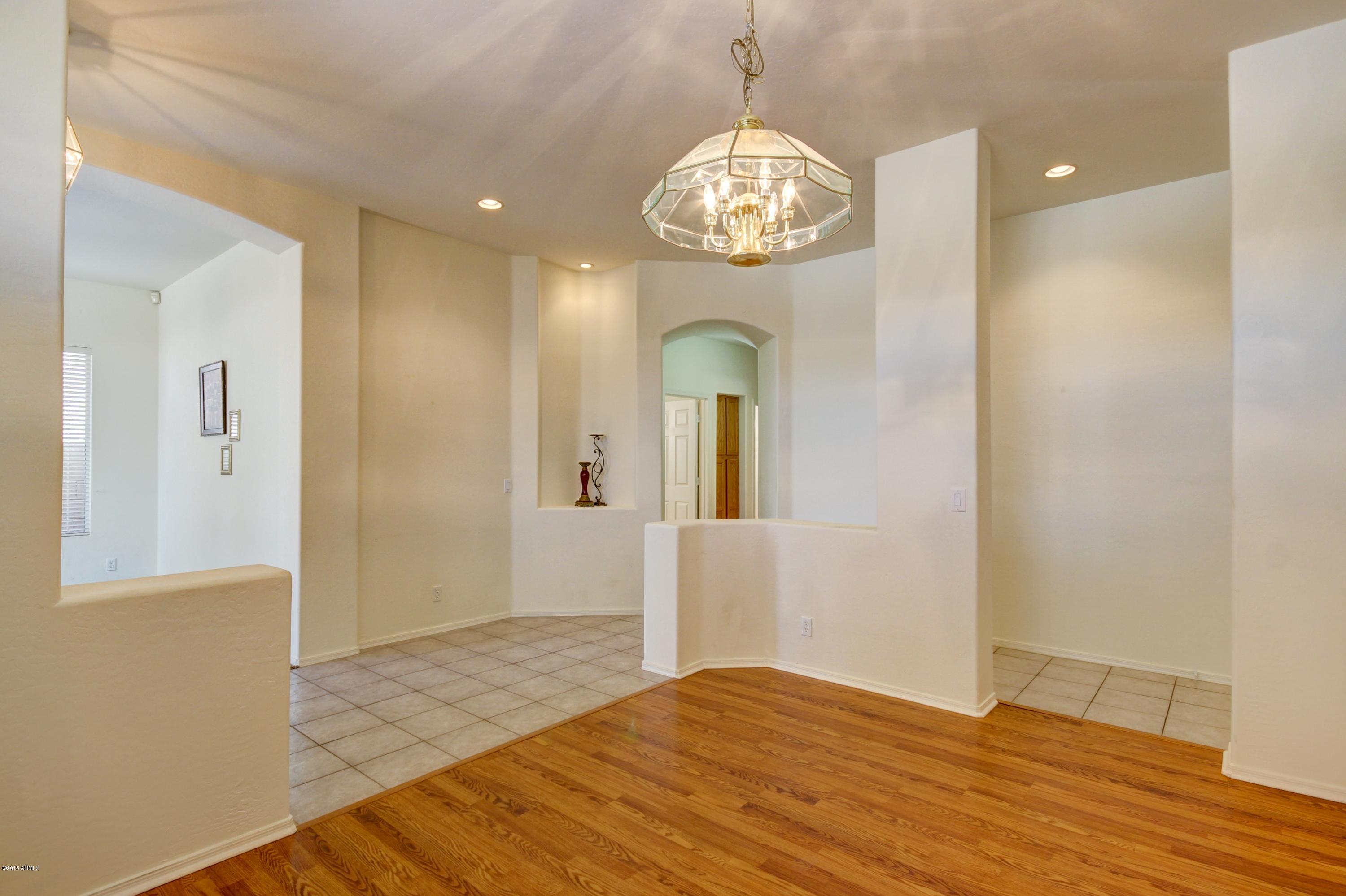 305 West Del Rio Street Gilbert, AZ 85233 - Photo 9 of 46 Dining Room (2)
