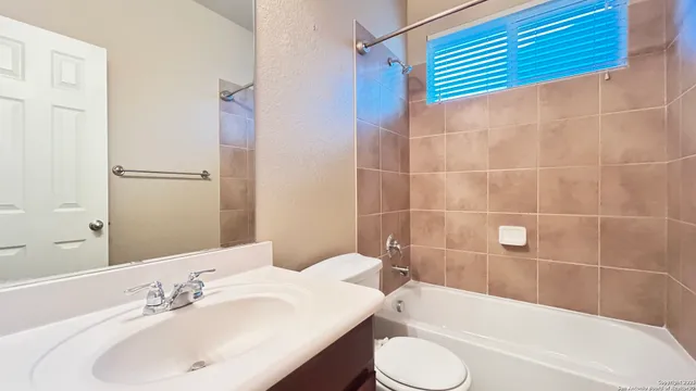 $1,875 | 9422 Wind Dancer, San Antonio, TX 78251