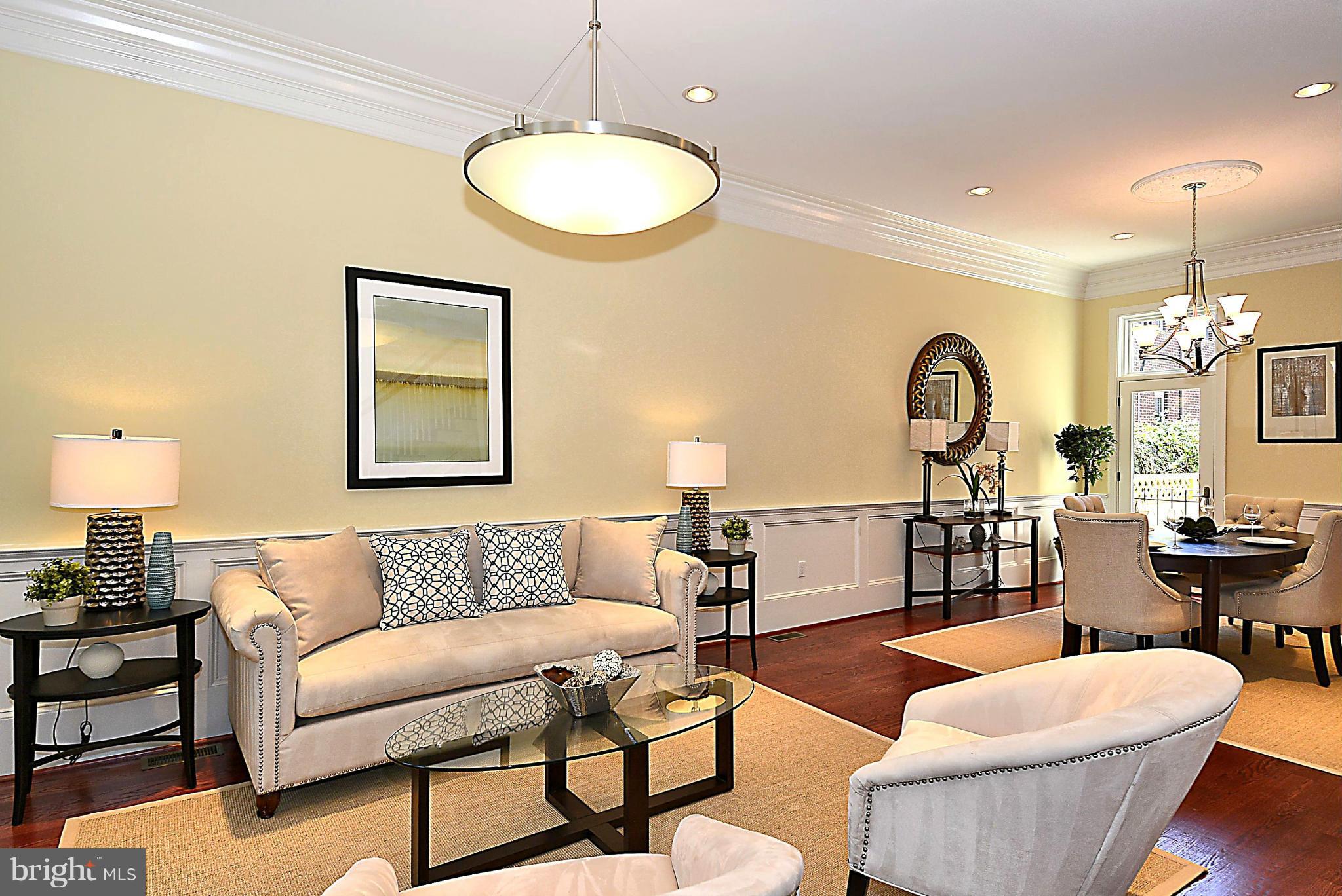 1530 15th Street Northwest Washington, DC 20005 - Photo 2 of 12 Living Room
