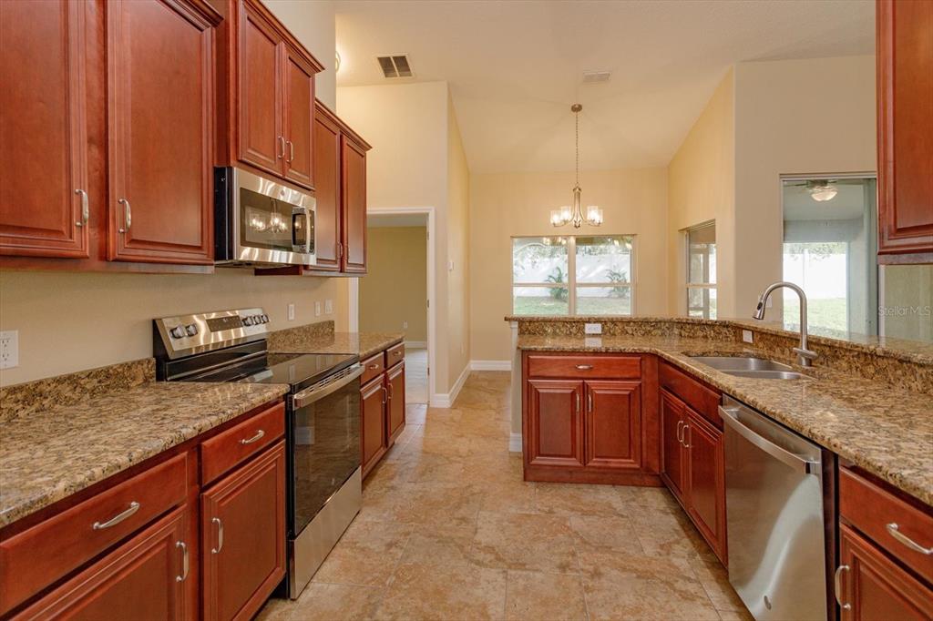 1609 Oak Hollow Road Clermont, FL 34711 - Photo 16 of 33