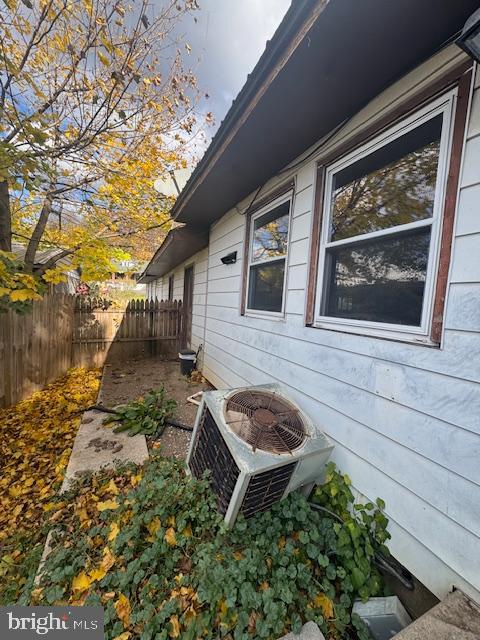300 Locust Street Burnham, PA 17009 - Photo 22 of 35 a backyard of a house with table and chairs