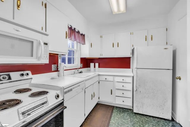 $170,000 | 815 Edwards Road, Unit 18, Greenville, SC 29615