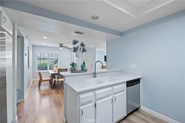 $749,888 | 4 Woodleaf, Irvine, CA 92614