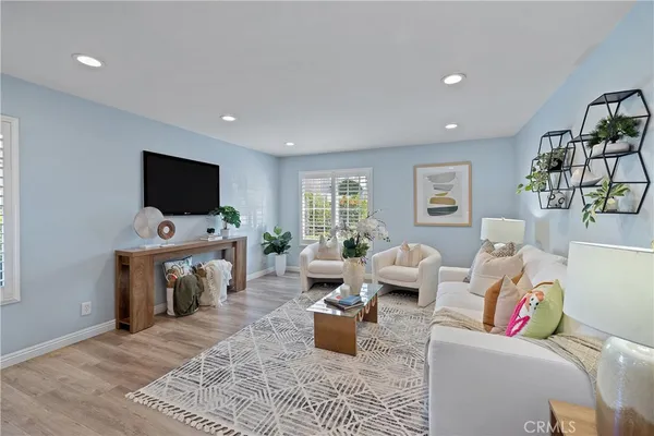 $749,888 | 4 Woodleaf, Irvine, CA 92614
