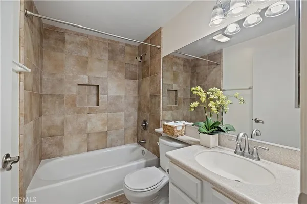 $749,888 | 4 Woodleaf, Irvine, CA 92614