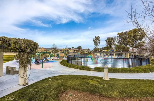 $749,888 | 4 Woodleaf, Irvine, CA 92614
