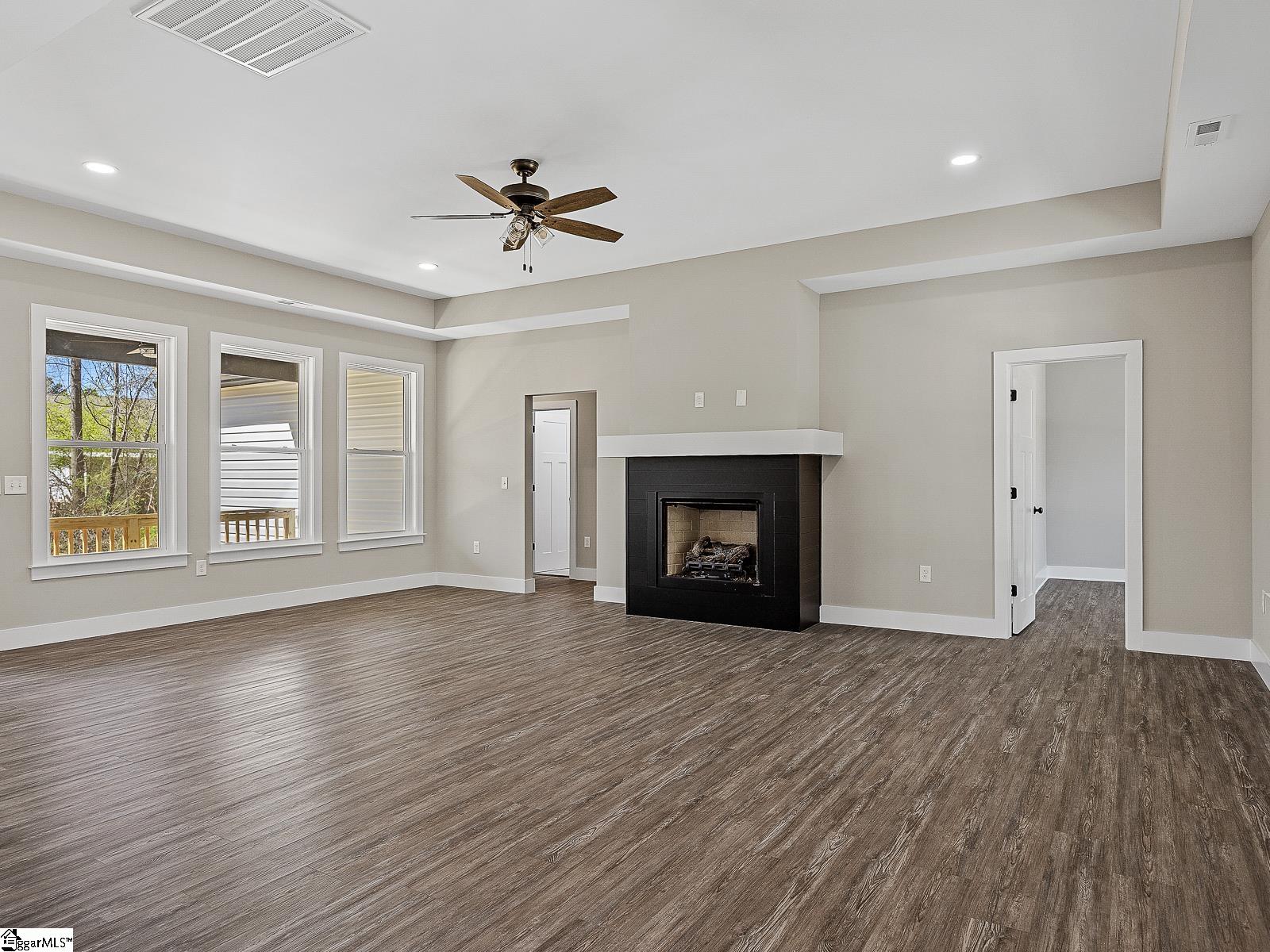2470 East Tyger Bridge Road Greer, SC 29651 - Photo 3 of 26 Gallery Image 3