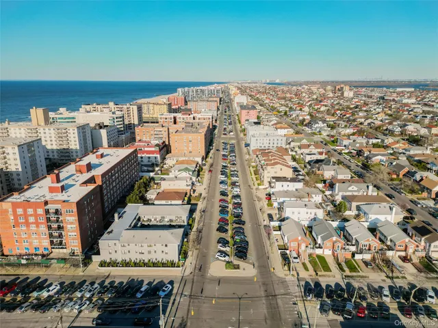 $2,400 | 470 East Broadway, Unit A11, Long Beach, NY 11561