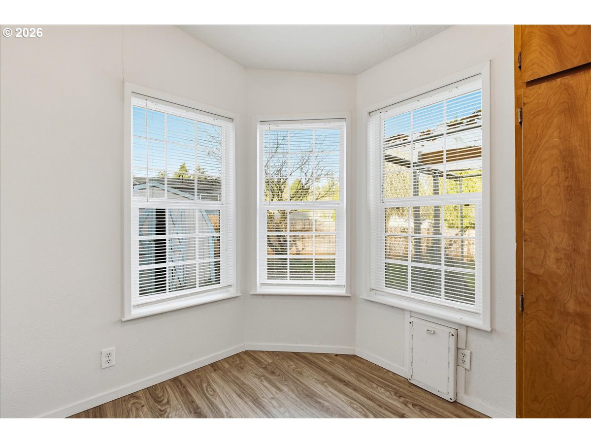 28 South Gee Creek Loop Ridgefield, WA 98642 - Photo 17 of 38 a view of an empty room with a window