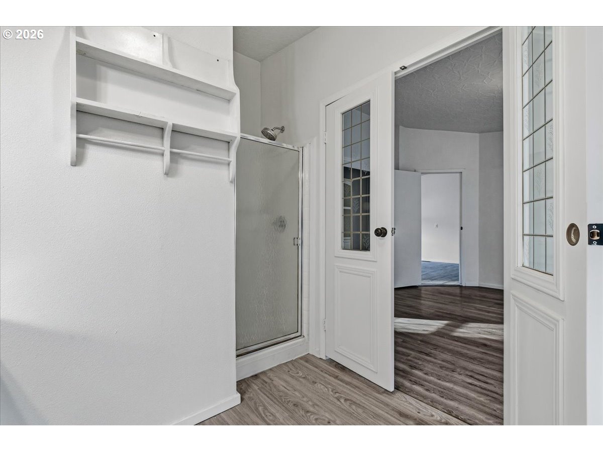 28 South Gee Creek Loop Ridgefield, WA 98642 - Photo 23 of 38 a view of empty room