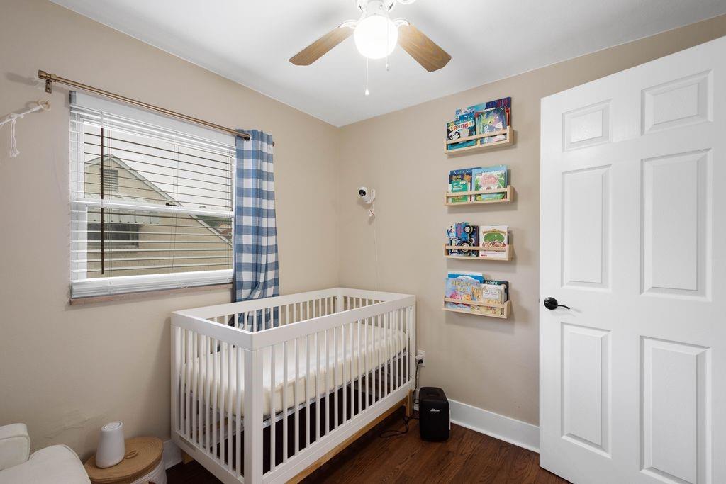 2026 Borland Road Pittsburgh, PA 15243 - Photo 21 of 34 a bedroom with a bed and a window