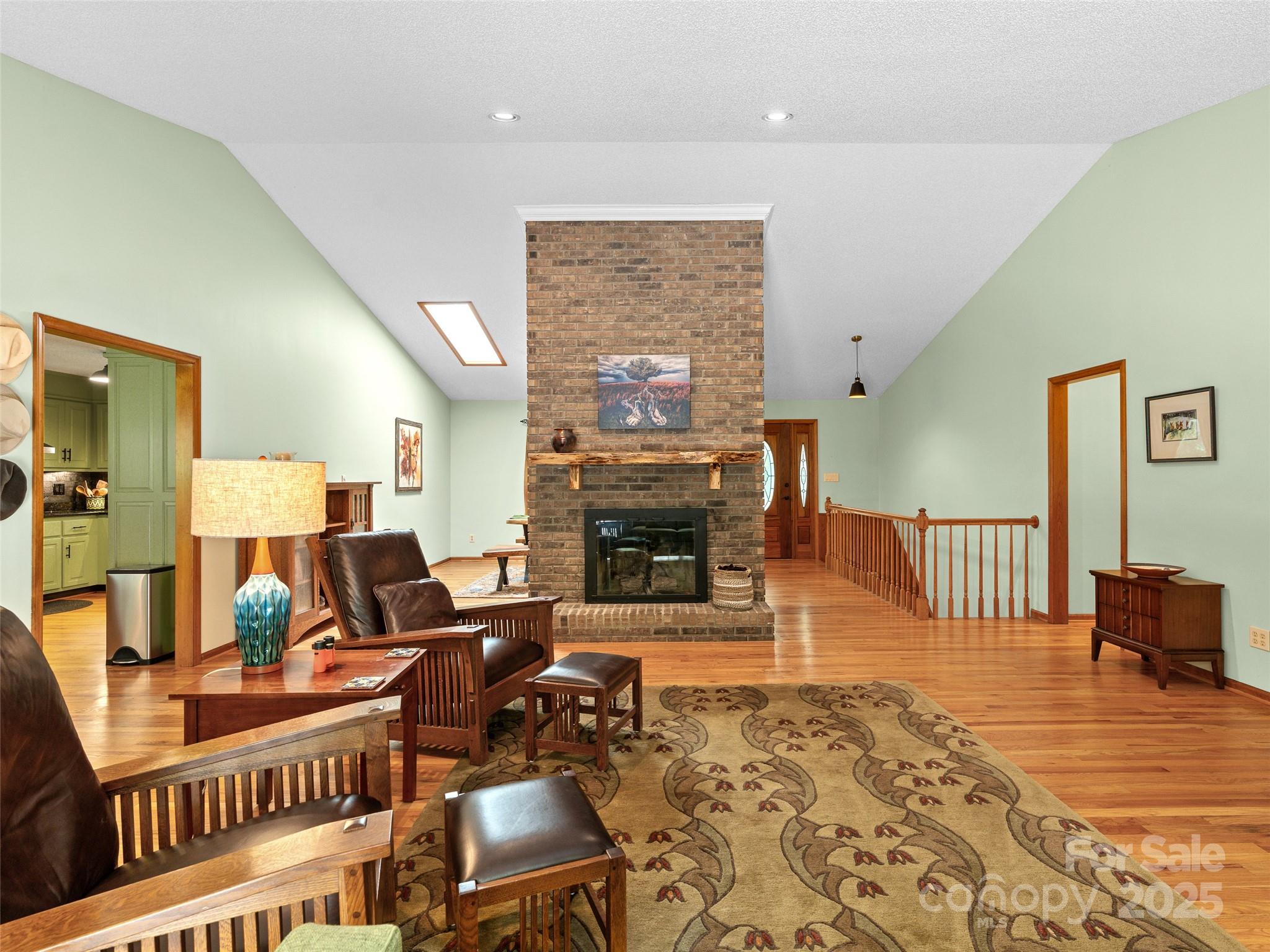 331 Thomas Road Hendersonville, NC 28739 - Photo 13 of 48 Gallery Image 13
