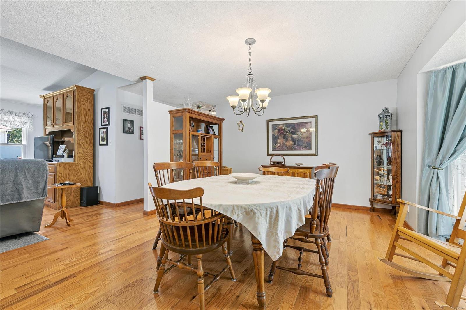 804 Winding Path Lane Ballwin, MO 63021 - Photo 14 of 38 Gallery Image 14
