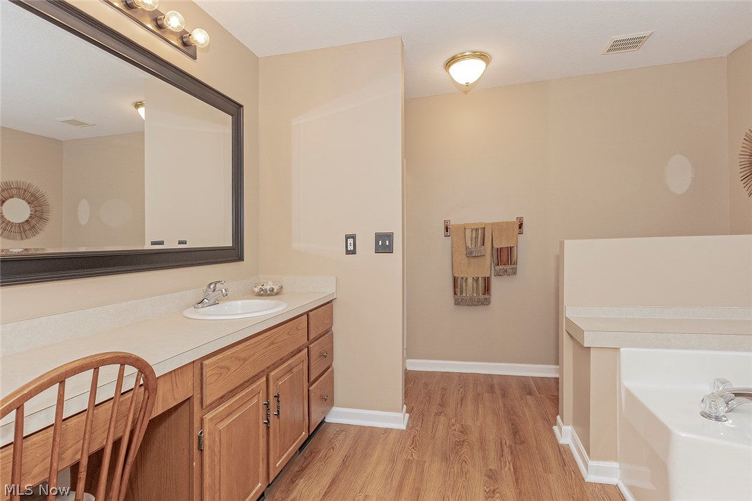 16670 Munn Road Chagrin Falls, OH 44023 - Photo 21 of 33 Gallery Image 21