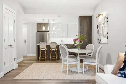 $715,000 | 771 Harrison Avenue, Unit 303, Boston, MA 02118
