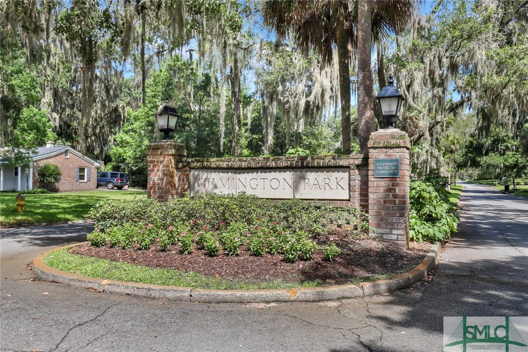 308 Surrey Road Savannah, GA 31410 - Photo 2 of 41