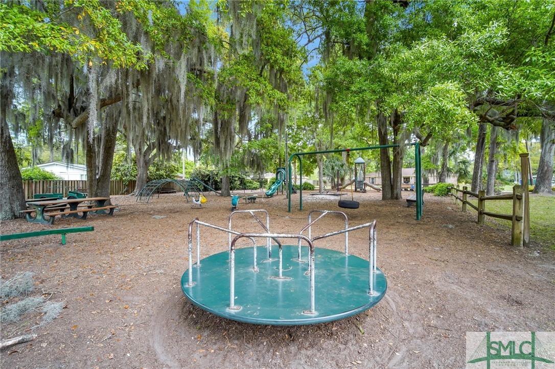 308 Surrey Road Savannah, GA 31410 - Photo 41 of 41
