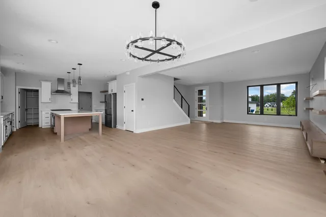 $734,900 | 383 Madison Drive, Riverdale, IA 52722