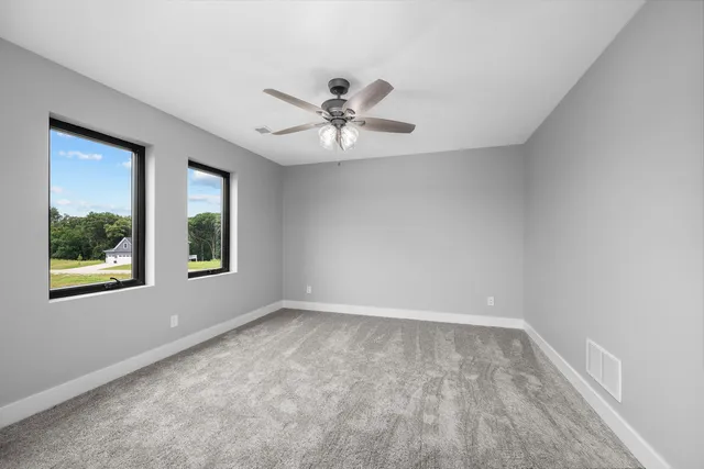 $734,900 | 383 Madison Drive, Riverdale, IA 52722