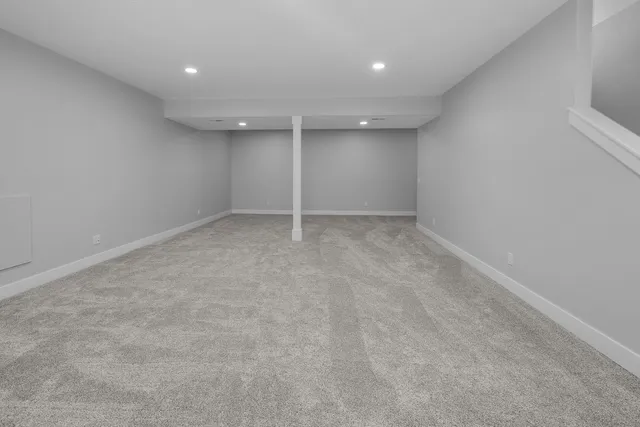 $734,900 | 383 Madison Drive, Riverdale, IA 52722