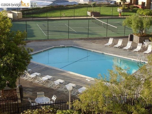 555 Pierce Street, Unit 735 Albany, CA 94706 - Photo 17 of 17