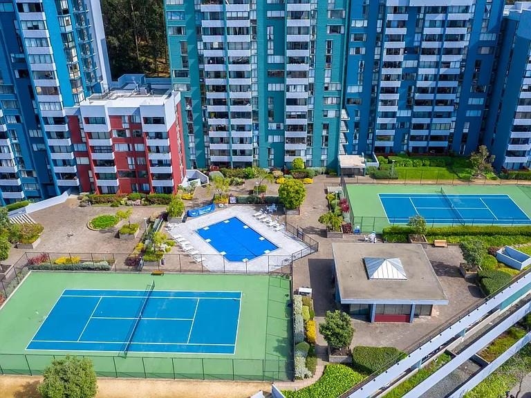 555 Pierce Street, Unit 735 Albany, CA 94706 - Photo 2 of 17 a view of yard