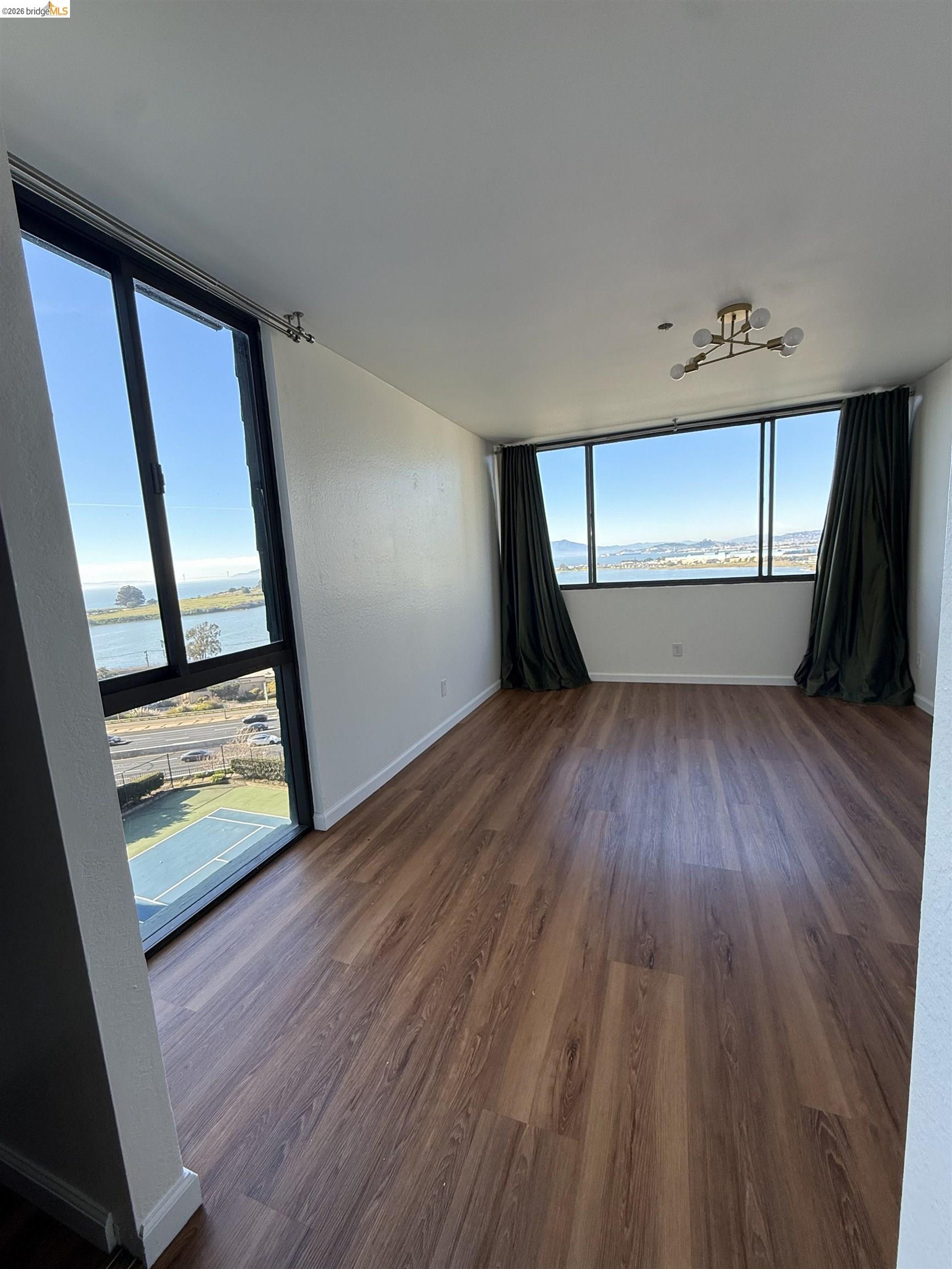 555 Pierce Street, Unit 735 Albany, CA 94706 - Photo 9 of 17