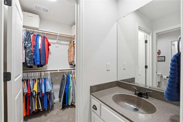 $789,900 | 2809 Northwest Audubon Lane, Lee's Summit, MO 64081