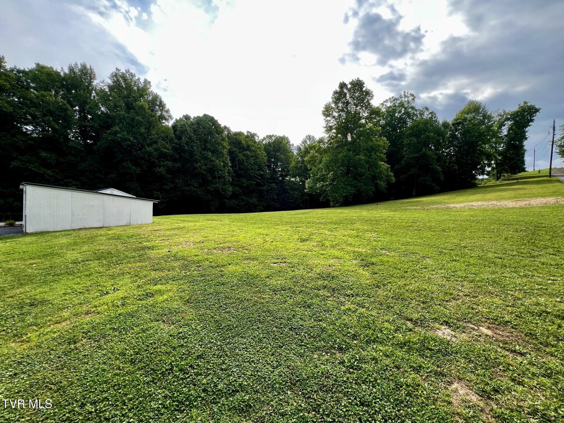437 Turner Road Bluff City, TN 37618 - Photo 6 of 38 D2859BC3-0298-4FA5-BA19-6E2F3095C713