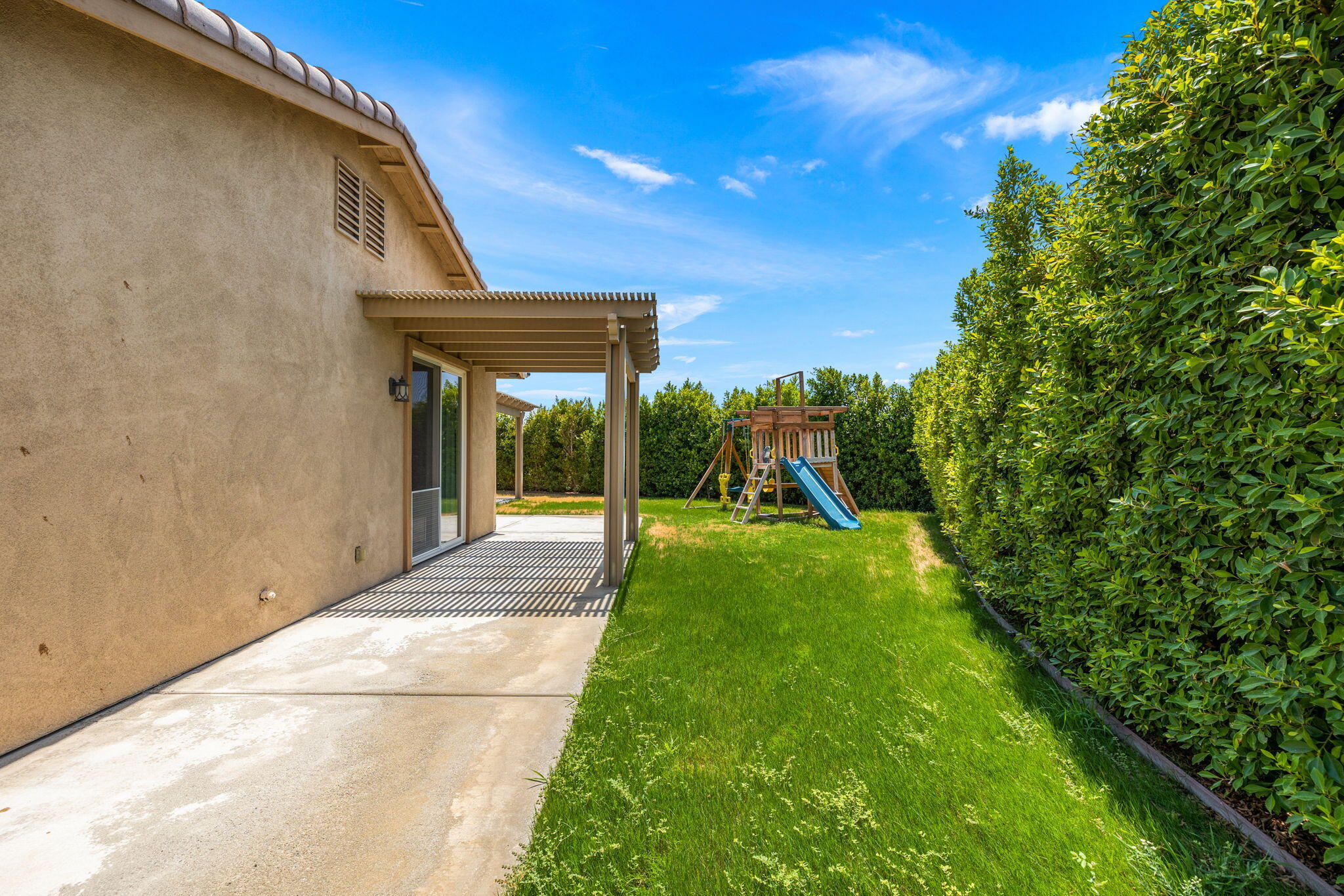 83725 Himalaya Drive Indio, CA 92203 - Photo 38 of 45 a view of back yard of the house