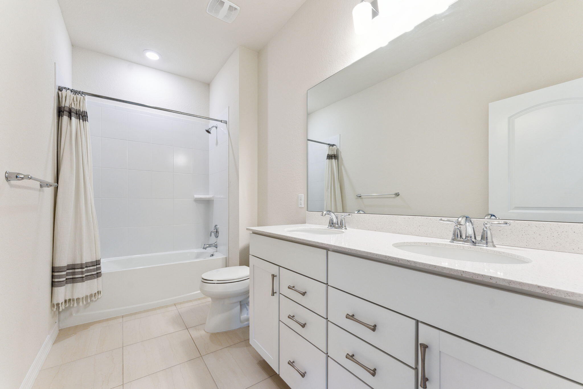 4783 Chantilly Road Lake Worth, FL 33467 - Photo 25 of 39 35-web-or-mls-DSC05468