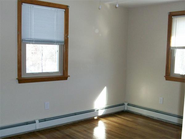 41 Ellen Road Taunton, MA 02780 - Photo 15 of 16 Gallery Image 15