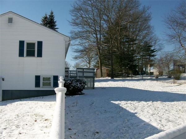 41 Ellen Road Taunton, MA 02780 - Photo 2 of 16 Gallery Image 2